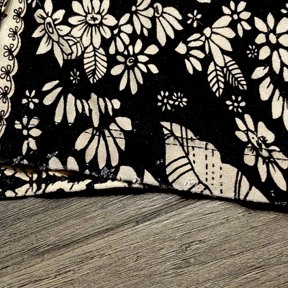 Novella Royale Bell Bottoms - Picture 15 of 15